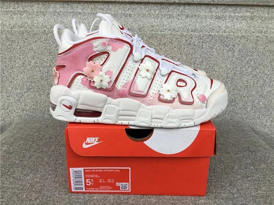 Nike Air More Uptempo Shoes
15 colorways