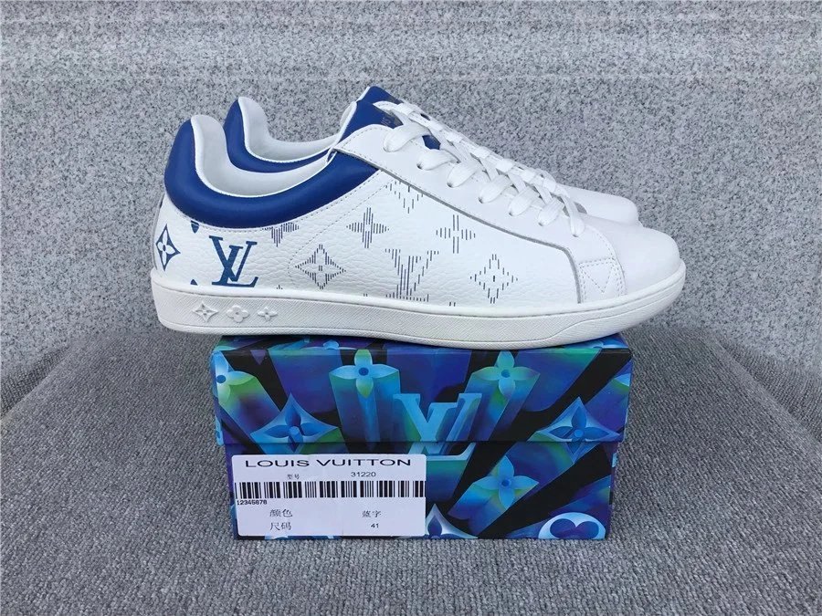 LV Louis Vuitton Shoes
28 colorways