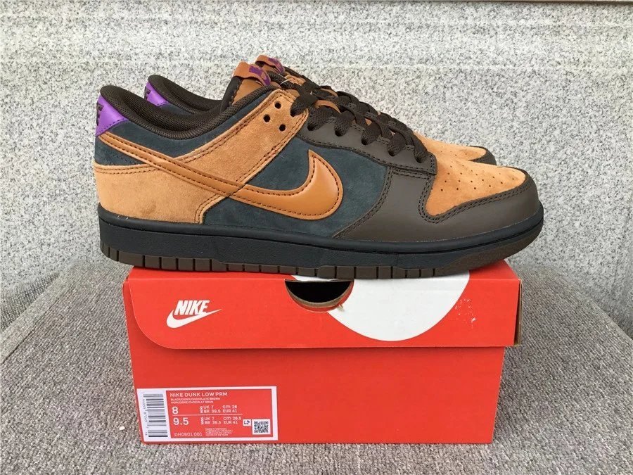 Nike Dunk Sneakers
15 colorways