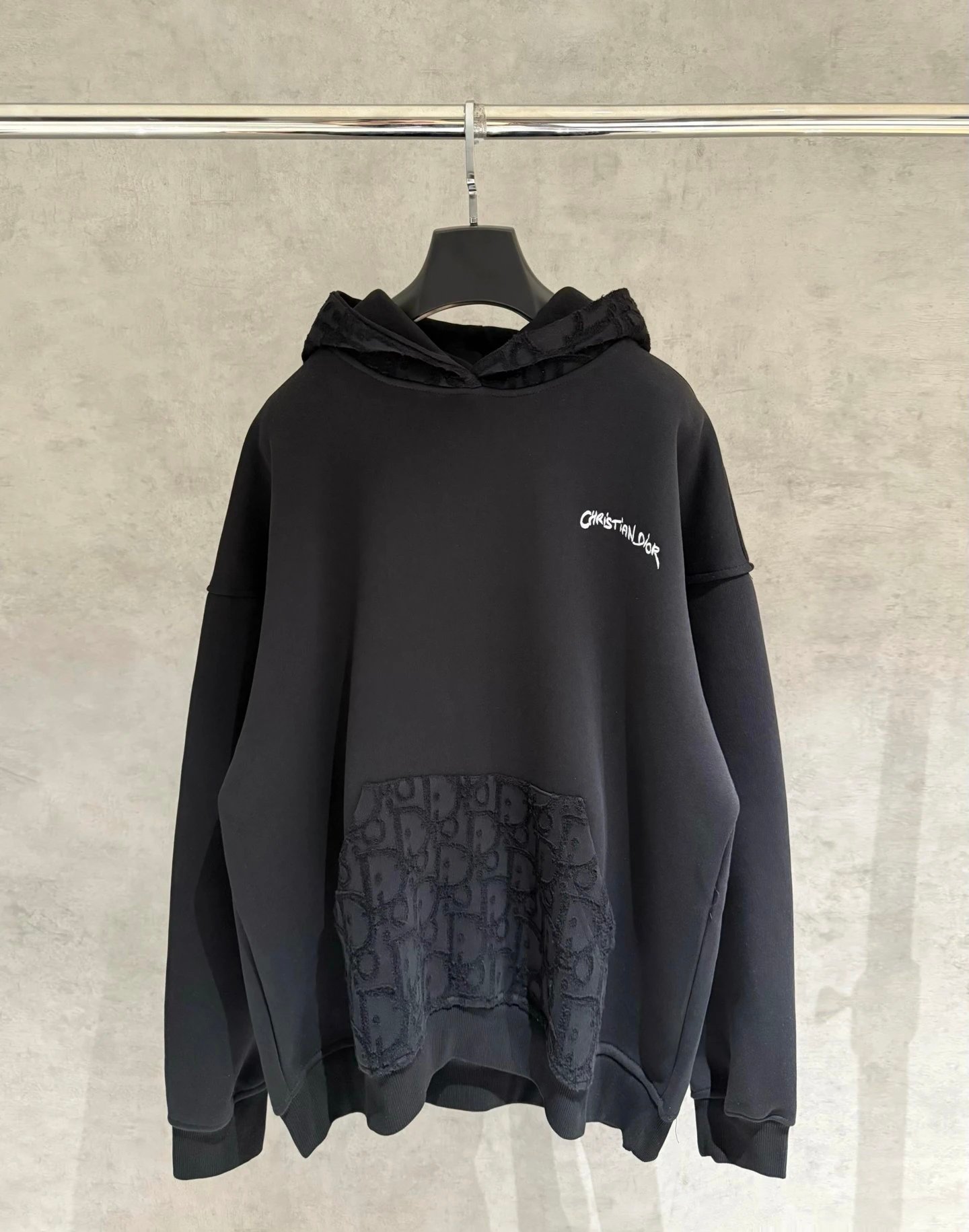 Dior Hoodie
8 colorways