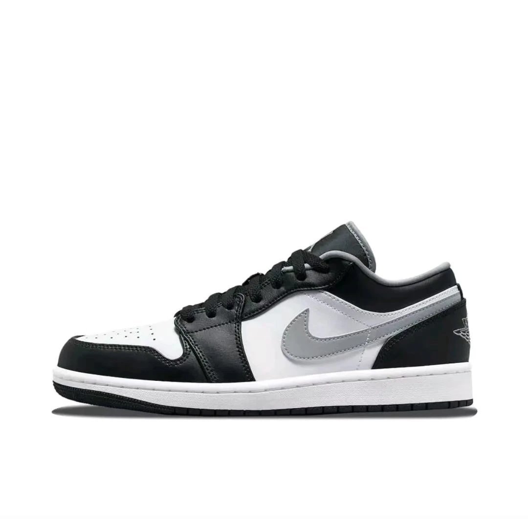 Jordan Air Jordan 1 LOW Shoes
31 colorways