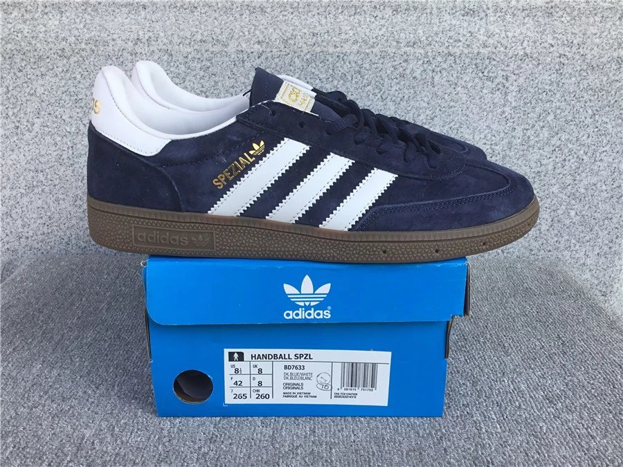 Adidas Originals Samba OG Shoes
8 colorways
