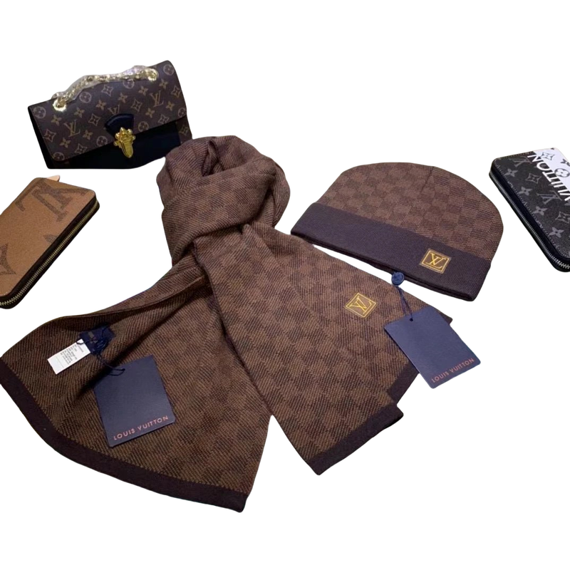 LV Knitted Hat-8