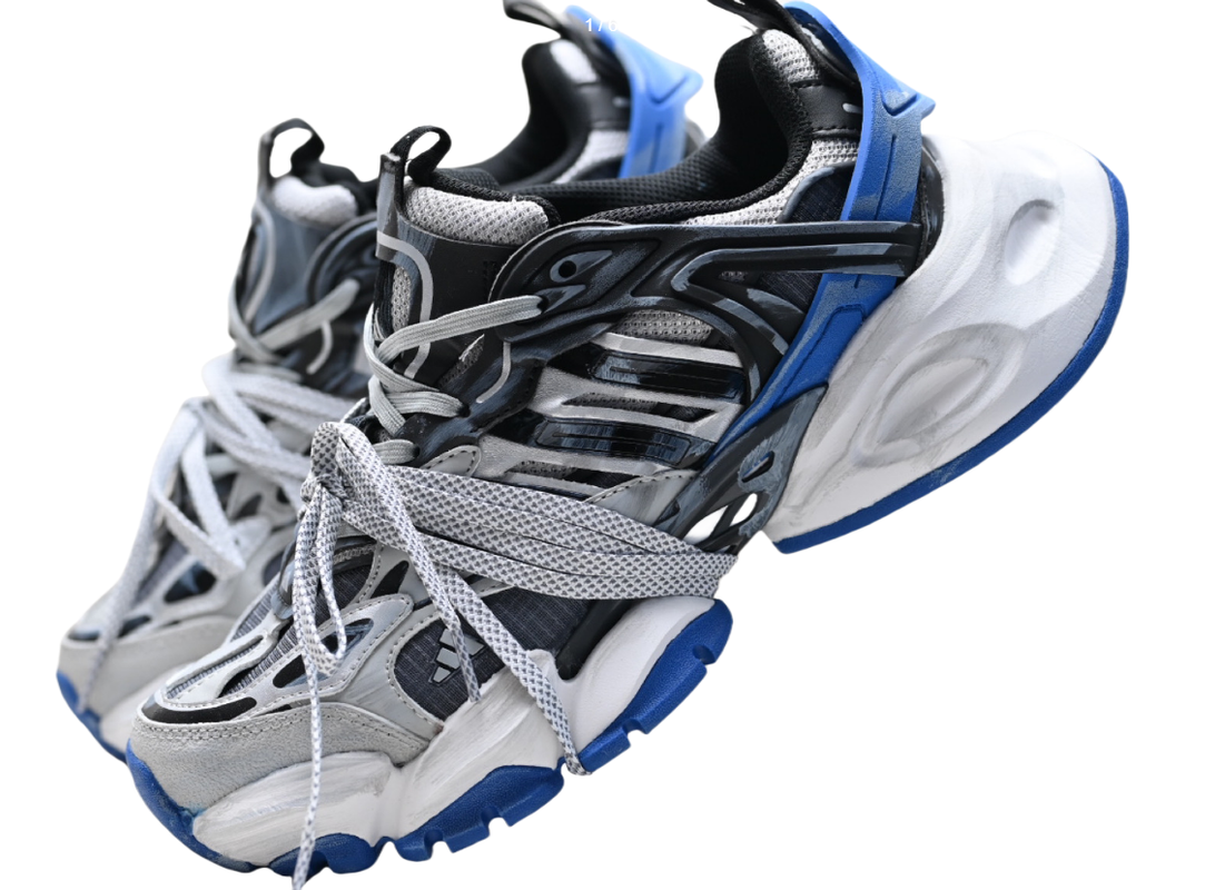 Adidas XLG Runner Deluxe-1