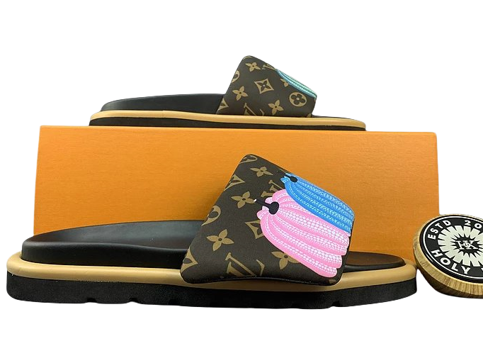 LV Slippers-1