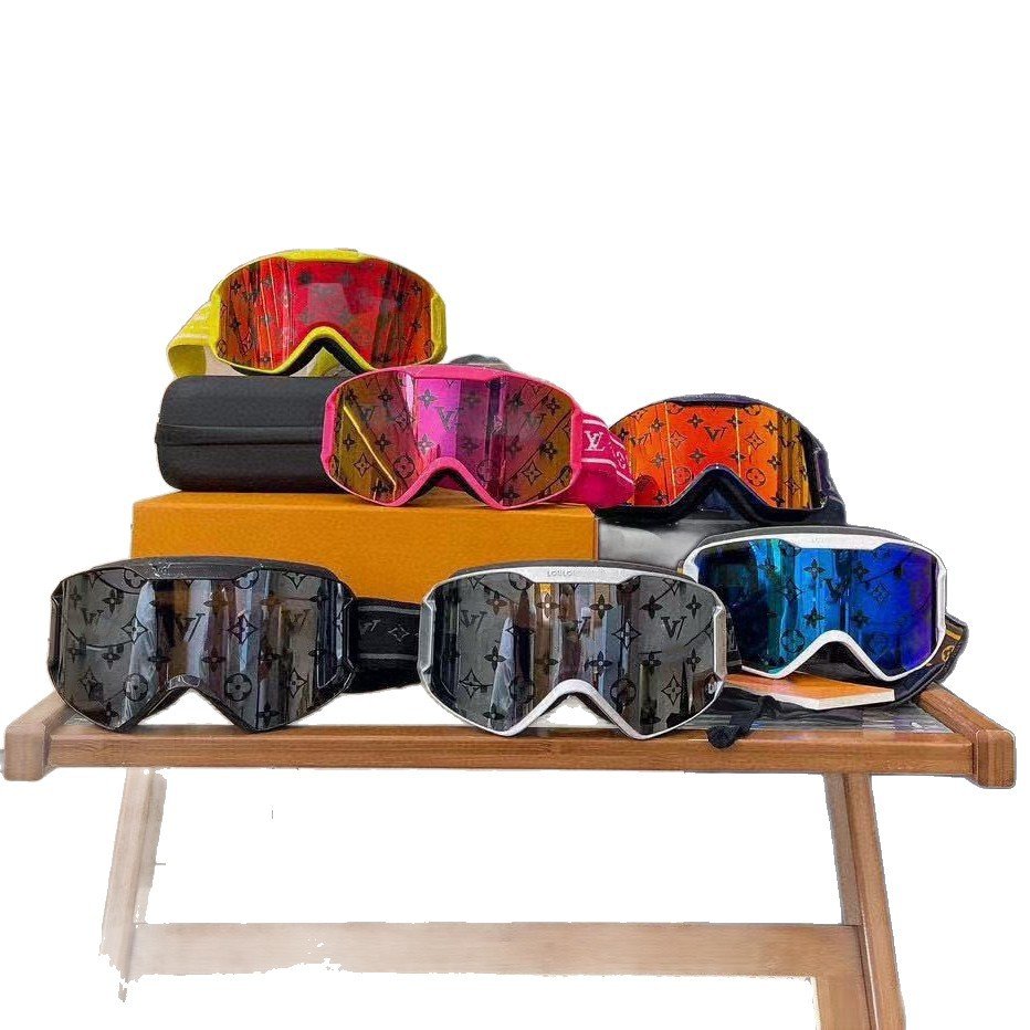 LV ski goggles