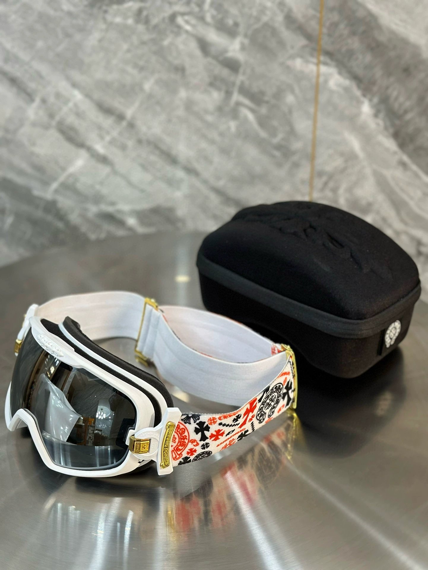 Chrome Hearts
Ski Goggles