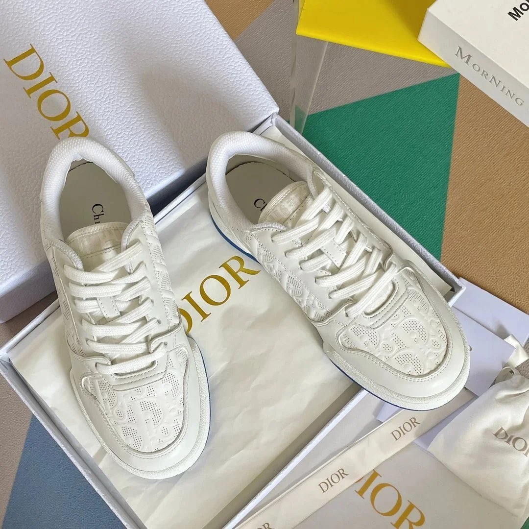 Dior Shoes
40 colorways