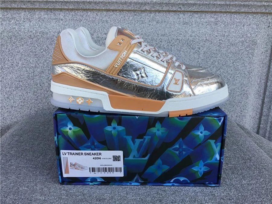 LV Louis Vuitton Shoes
40 colorways