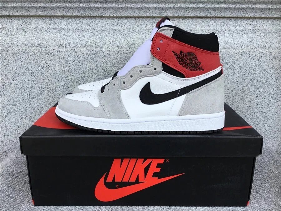 Air Jordan 1 AJ1 Sneakers
15 colorways