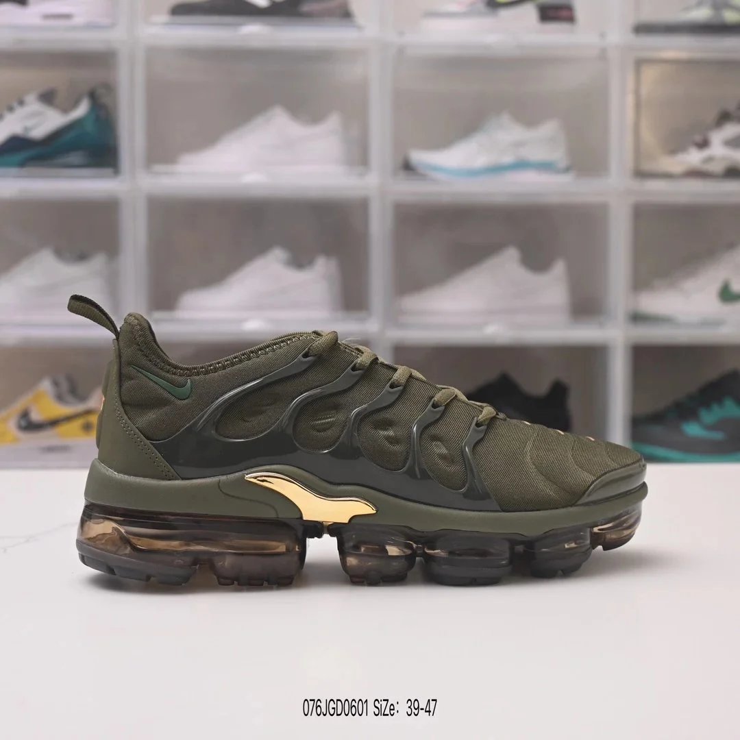 Nike Shoes
5 colorways