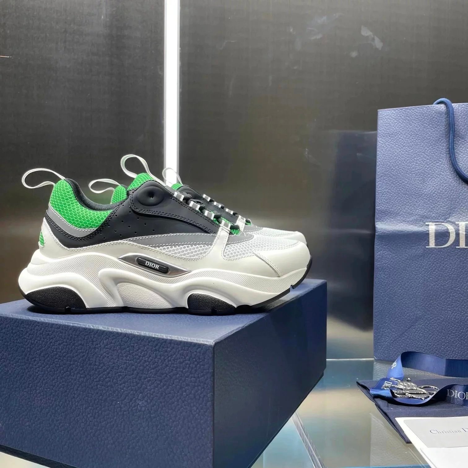 Dior B22 Shoes
20 colorways