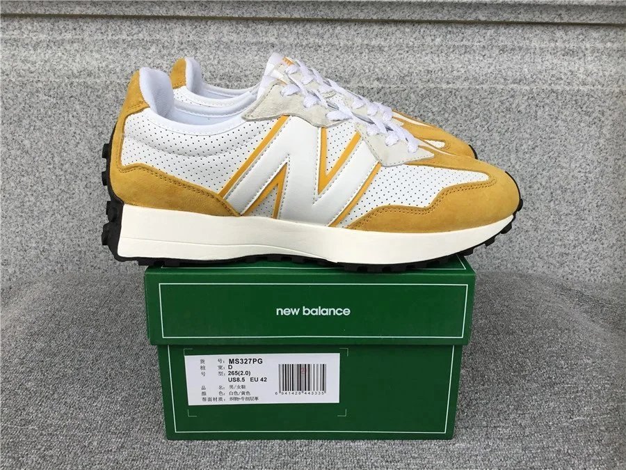 New Balance 327 Sneakers
15 colorways
