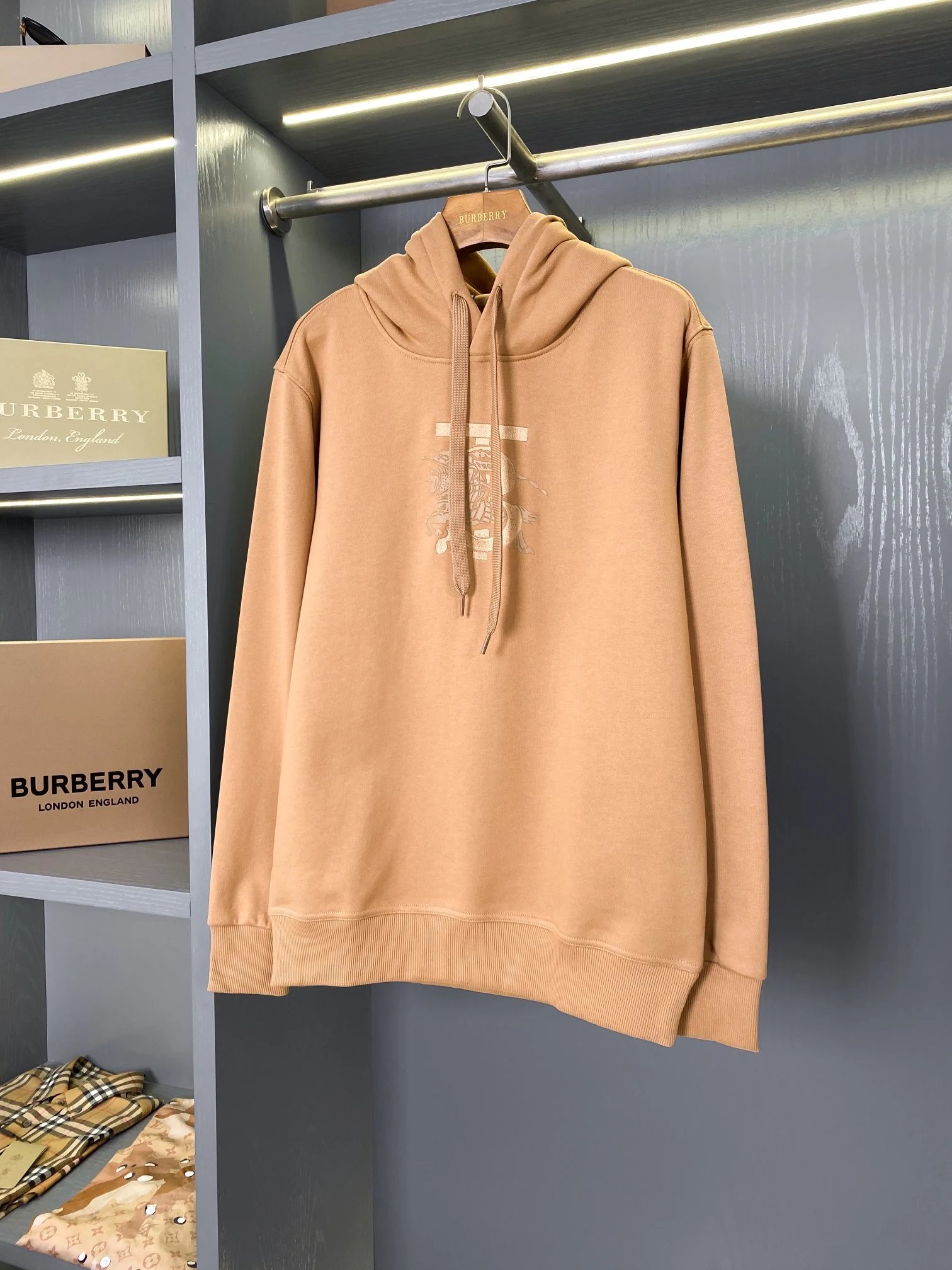 Burberry Hoodie
6 colorways