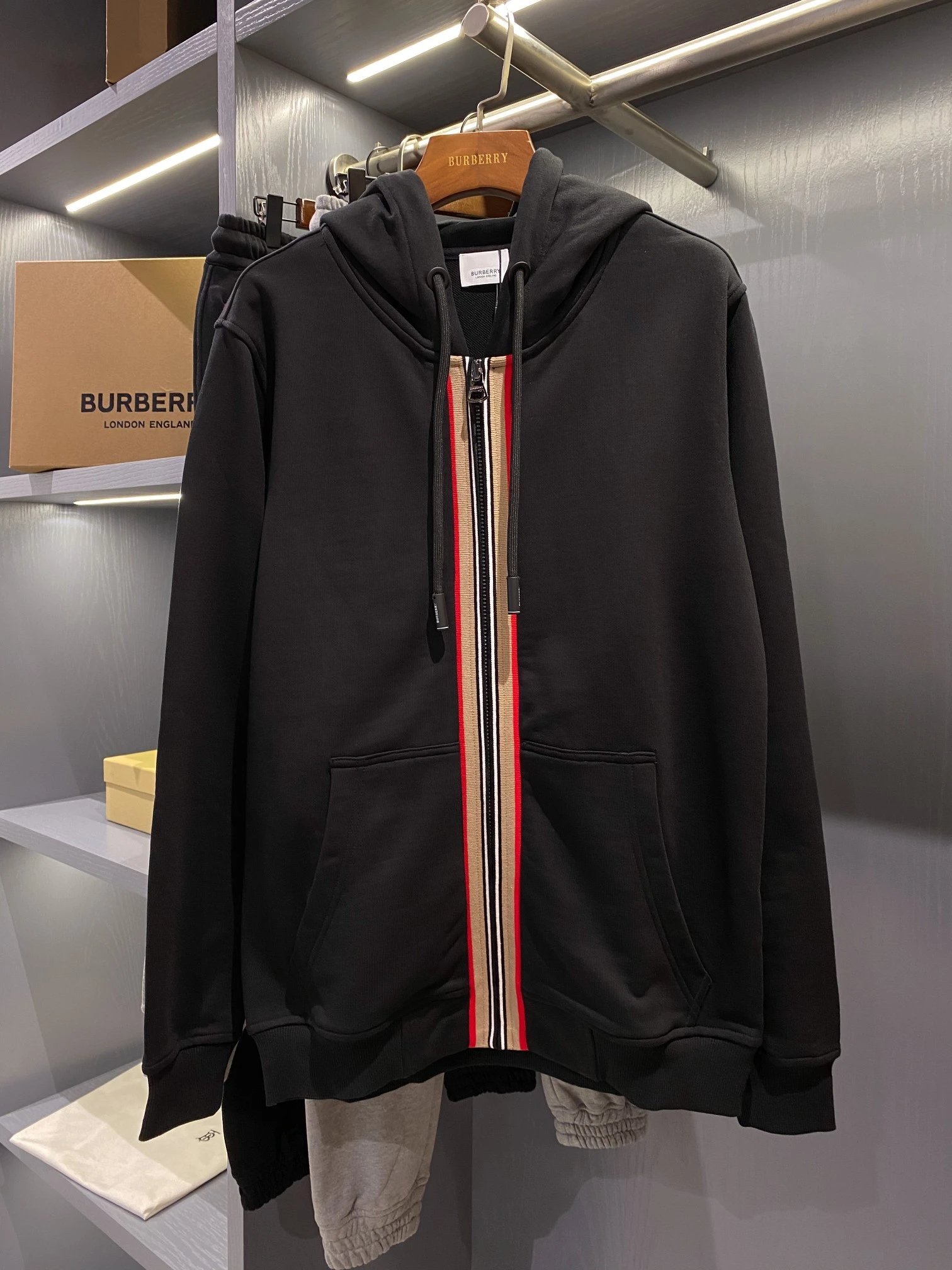 Burberry Hoodie
6 colorways