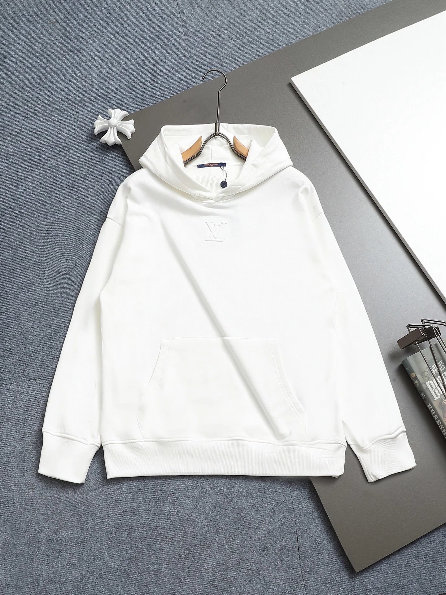 LV Louis Vuitton Hoodie
6 colorways