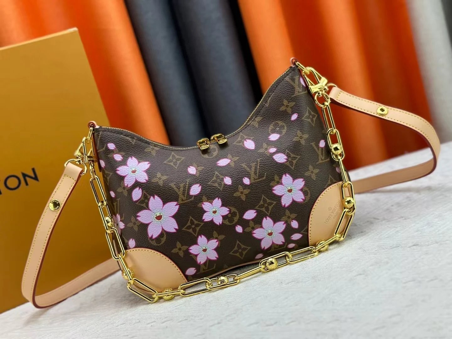 LV Bag-4