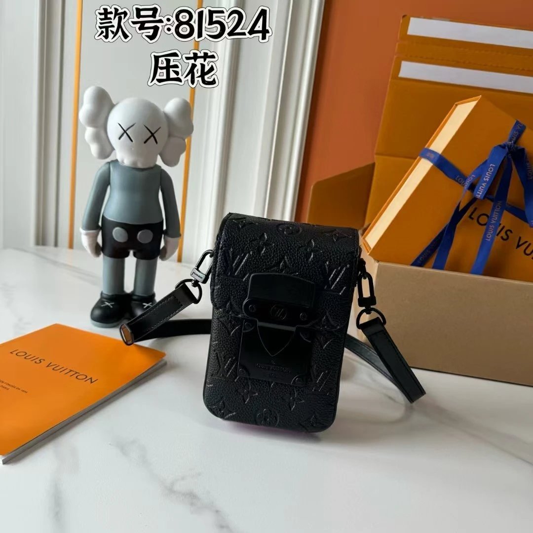 LV Bag-18
