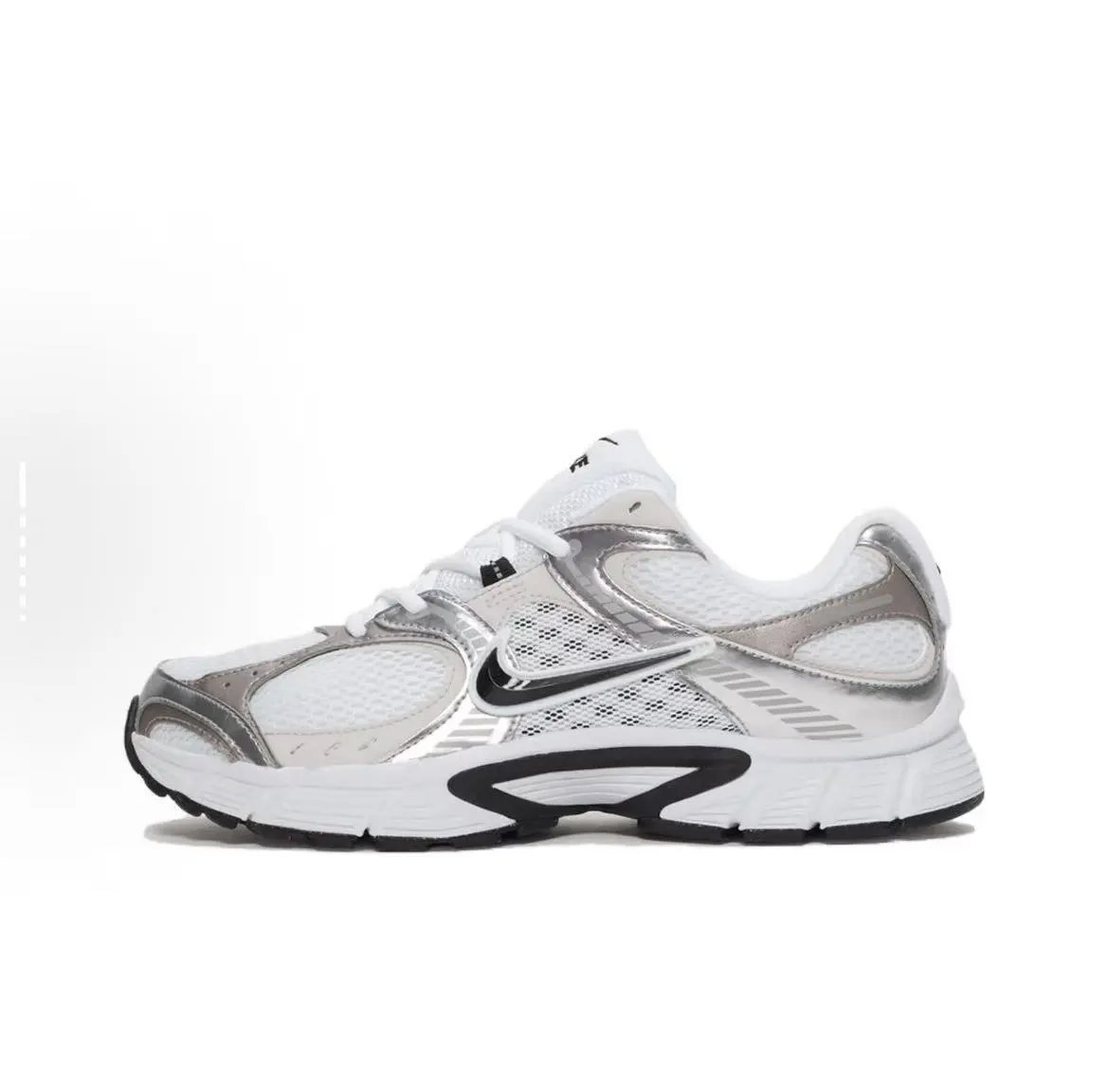 Nike V5 RNR Shoes
6 colorways